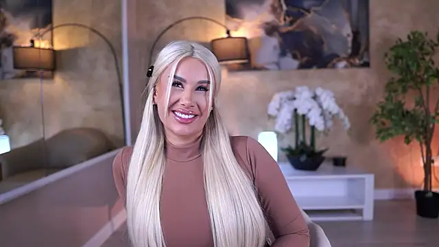 EvaZane online show from 03/27/26, 08:43