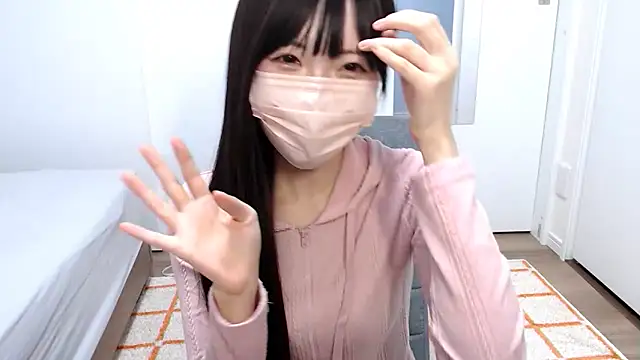 Snapshot of _mi_tsu_ki_ chatting on 03/23/25, 06:37 mi tsu ki online show from 03/23/25, 06:37