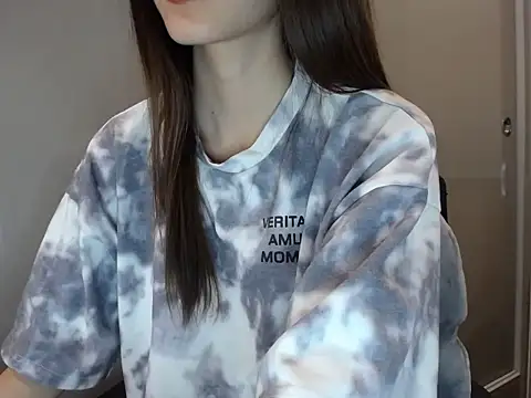 LiDonnaa online show from 12/04/25, 01:32