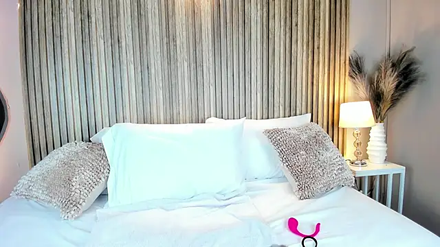 Snapshot of vanity_sex chatting on 01/07/26, 11:37 vanity sex online show from 01/07/26, 11:37