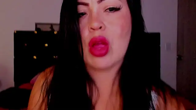 charlottemeyerr online show from 02/12/25, 02:56