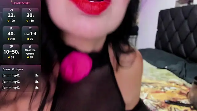 charlottemeyerr online show from 09/21/25, 07:52