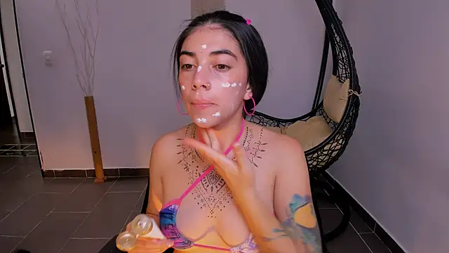 Nina-monroe online show from 01/28/25, 08:26