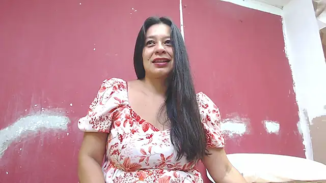MiaCallie online show from 10/16/25, 07:11