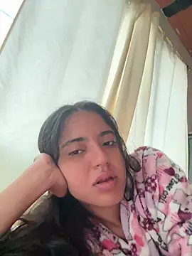 ViolettaSummer online show from 04/10/26, 11:39