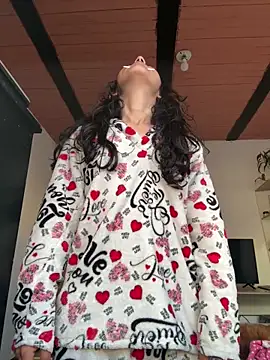 ViolettaSummer online show from 04/12/26, 12:19