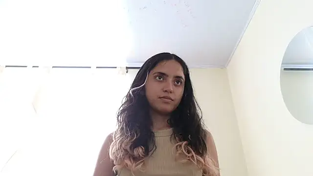 ViolettaSummer online show from 02/14/25, 09:43