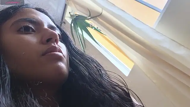 ViolettaSummer online show from 09/21/25, 06:24