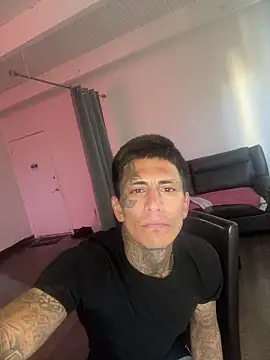 Papinine6 online show from 10/30/25, 05:32