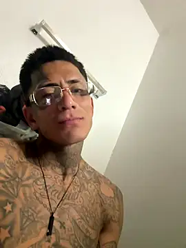 Papinine6 online show from 10/10/25, 11:44