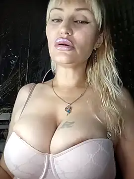Freya Milf online show from 09/10/25, 06:18
