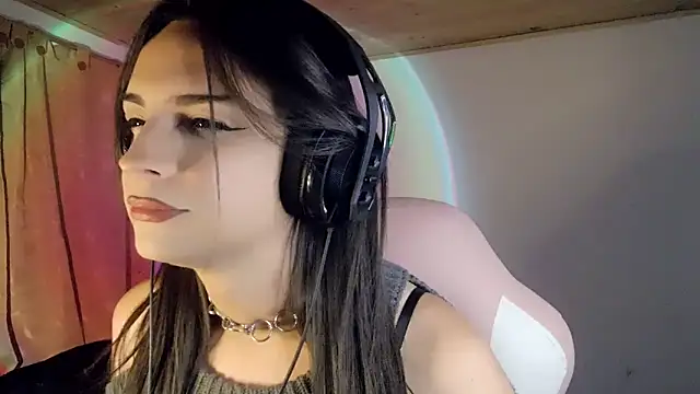 Dollbehavior  online show from 02/04/26, 04:29