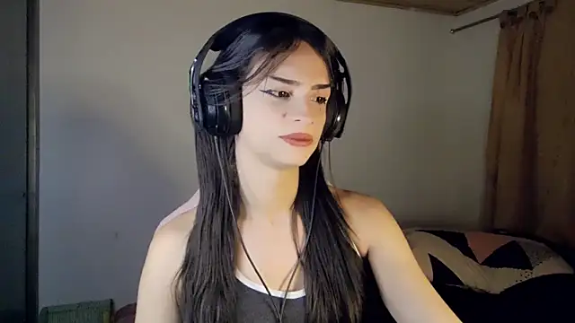 Dollbehavior  online show from 04/14/26, 01:43