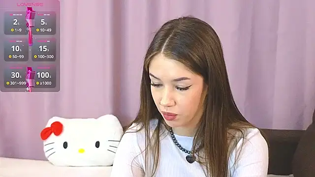 Snapshot of ellie_kramer chatting on 02/25/26, 10:42 ellie kramer online show from 02/25/26, 10:42