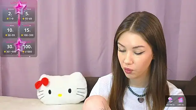 Snapshot of ellie_kramer chatting on 01/08/26, 08:37 ellie kramer online show from 01/08/26, 08:37