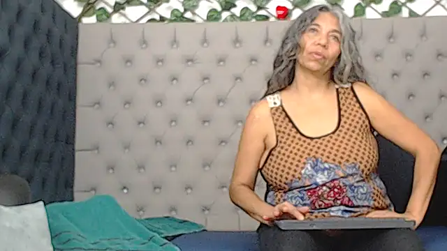 chanel grant online show from 02/17/26, 07:33