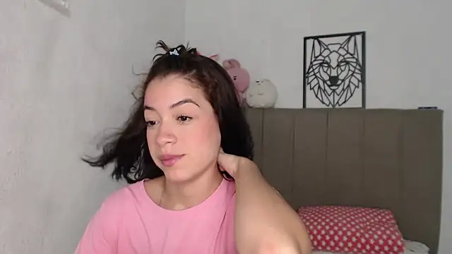 Caribbean beauty  online show from 05/22/26, 03:04