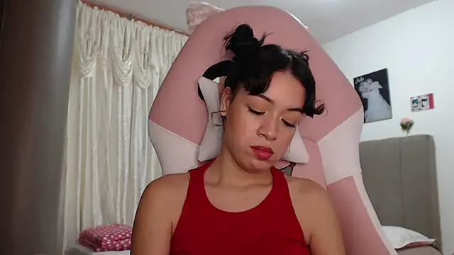 Caribbean beauty  online show from 01/11/25, 01:06
