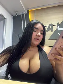 little lissiee online show from 05/10/26, 04:42