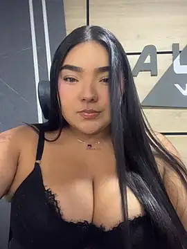 little lissiee online show from 07/05/26, 11:00