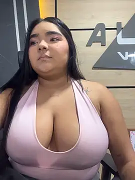 little lissiee online show from 05/16/26, 08:41