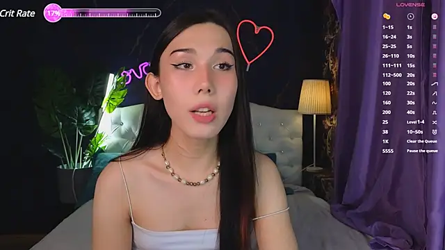 Snapshot of Kaia_Sunshine_Mia chatting on 01/18/25, 03:27 Kaia Sunshine Mia online show from 01/18/25, 03:27
