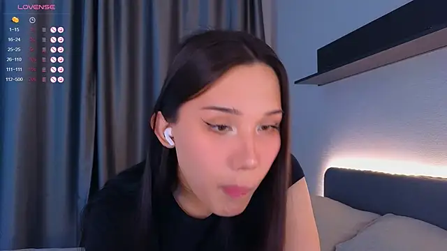 Kaia Sunshine Mia online show from 07/06/26, 01:51