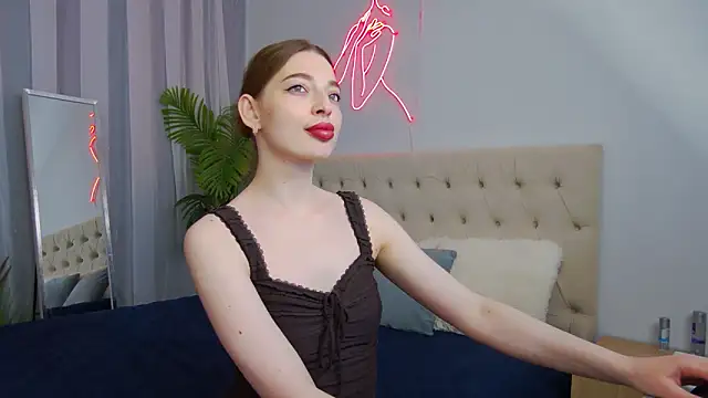 NicoleRosss online show from 05/31/26, 03:07