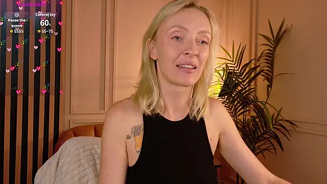 sexuallycorrecte online show from 04/15/26, 06:52