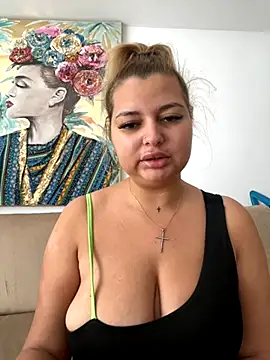Snapshot of AllysonK chatting on 09/20/25, 10:09 AllysonK online show from 09/20/25, 10:09
