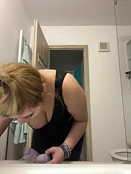 AllysonK online show from 03/25/26, 12:48