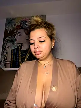 Snapshot of AllysonK chatting on 11/26/25, 04:40 AllysonK online show from 11/26/25, 04:40