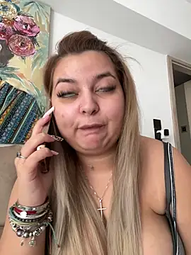 Snapshot of AllysonK chatting on 03/06/25, 12:41 AllysonK online show from 03/06/25, 12:41