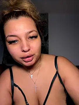 Snapshot of AllysonK chatting on 11/28/25, 02:50 AllysonK online show from 11/28/25, 02:50