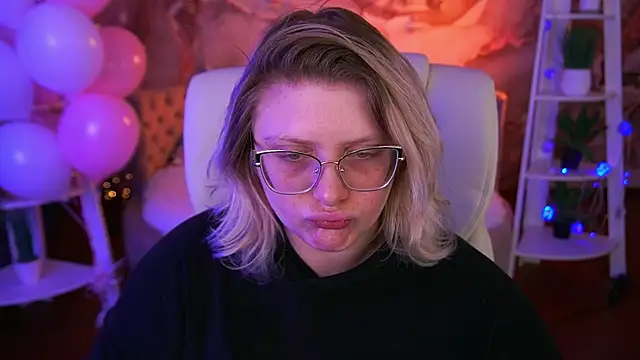 CoolTatis online show from 02/16/26, 07:07