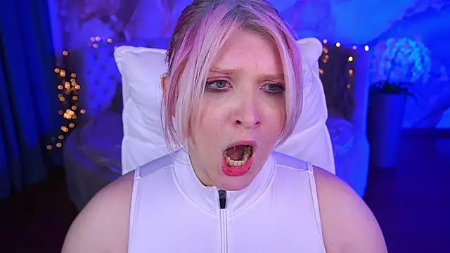 CoolTatis online show from 10/24/25, 02:38