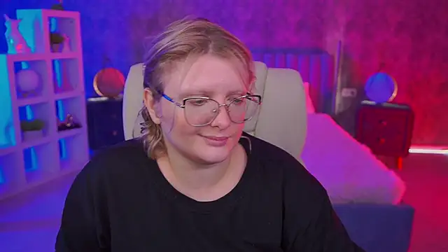 CoolTatis online show from 05/14/26, 01:19