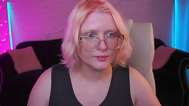 CoolTatis online show from 03/23/26, 01:55