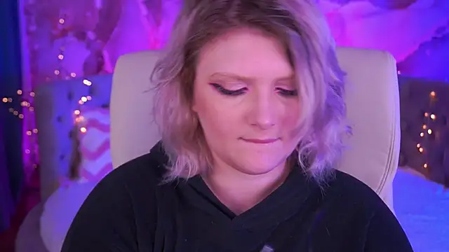 CoolTatis online show from 12/20/25, 07:00