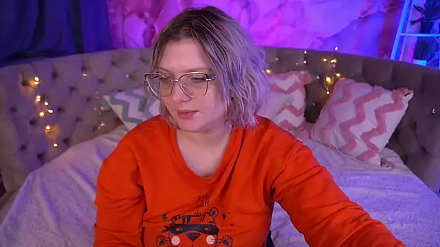 CoolTatis online show from 12/15/25, 07:36