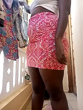 zainabsmile online show from 12/04/25, 09:41