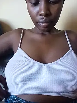 Snapshot of zainabsmile chatting on 05/29/26, 11:05 zainabsmile online show from 05/29/26, 11:05