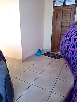 zainabsmile online show from 11/04/25, 10:41