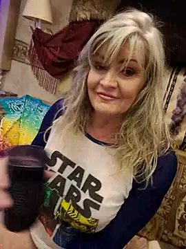 annika lately online show from 02/22/26, 02:03