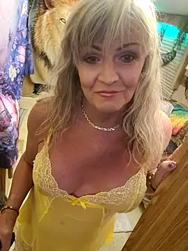 annika lately online show from 03/28/26, 03:29