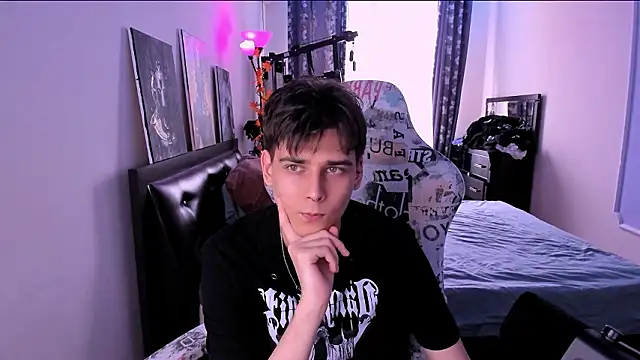 Snapshot of Foxicfu chatting on 02/21/26, 10:06 Foxicfu online show from 02/21/26, 10:06