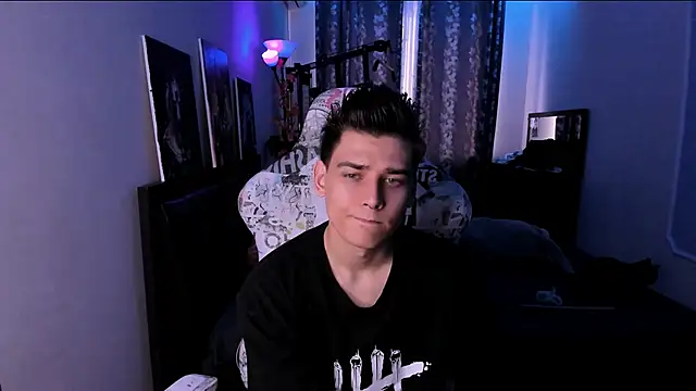 Snapshot of Foxicfu chatting on 02/07/26, 07:38 Foxicfu online show from 02/07/26, 07:38