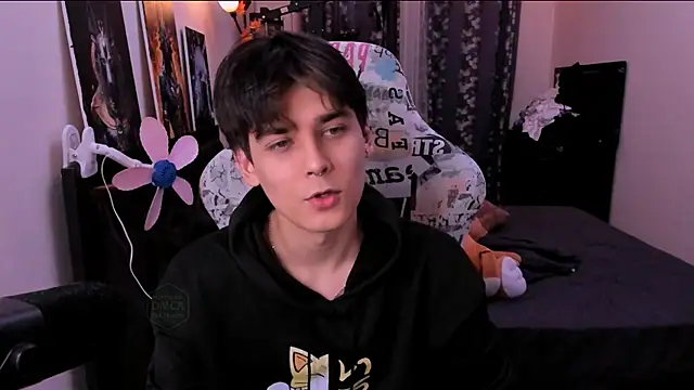 Foxicfu online show from 04/08/26, 01:56