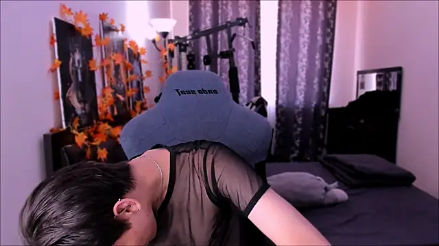 Foxicfu online show from 11/29/25, 08:03