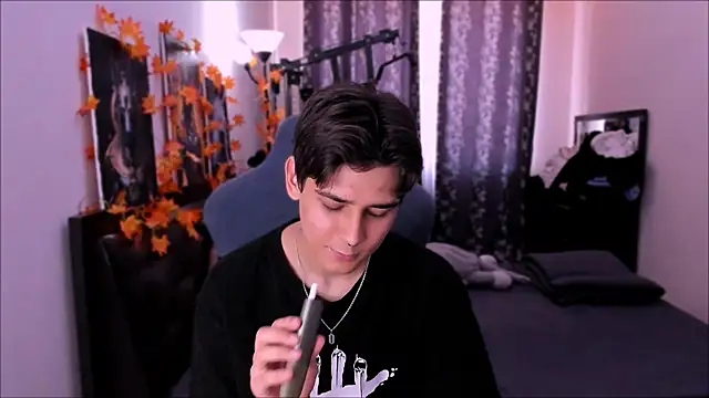 Foxicfu online show from 11/28/25, 08:14